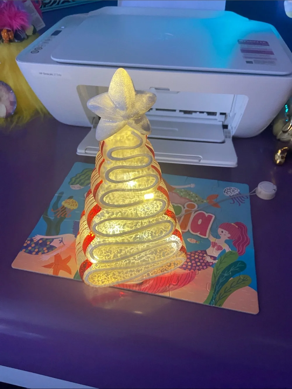 Illuminated Glass Christmas Tree Figurine - White & Red